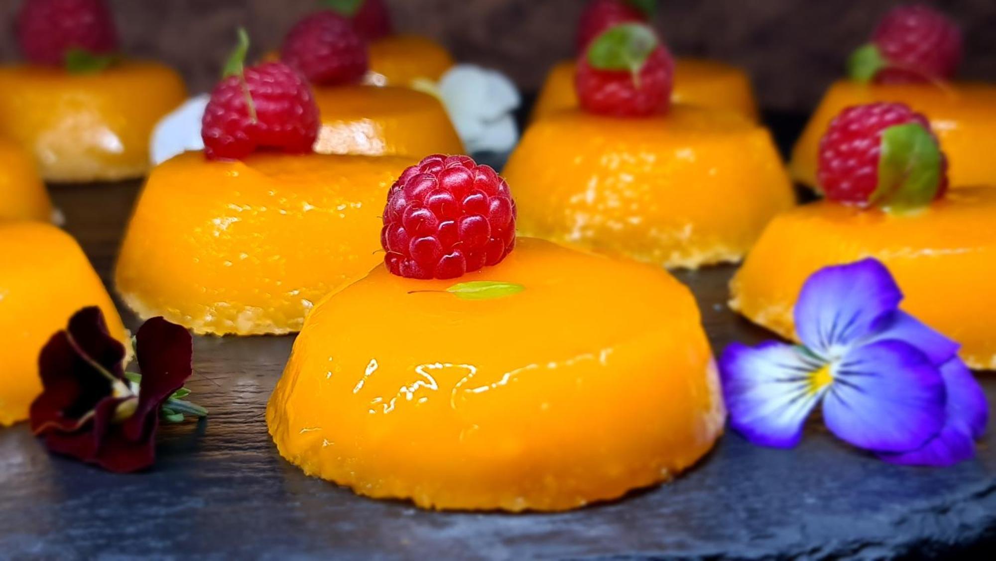 Monchique Resort & Spa Exteriér fotografie A mango pudding