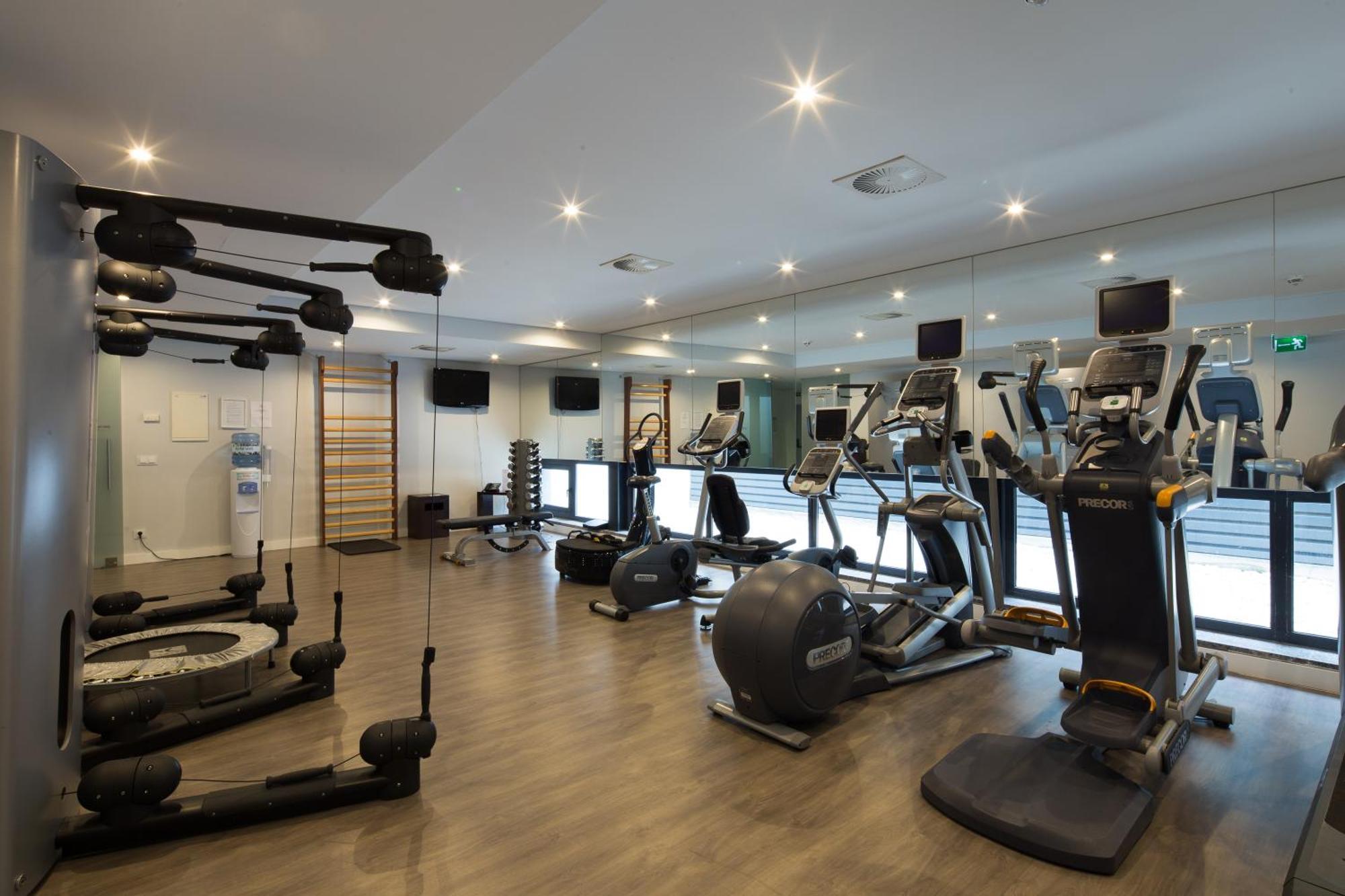 Monchique Resort & Spa Exteriér fotografie The gym at the hotel